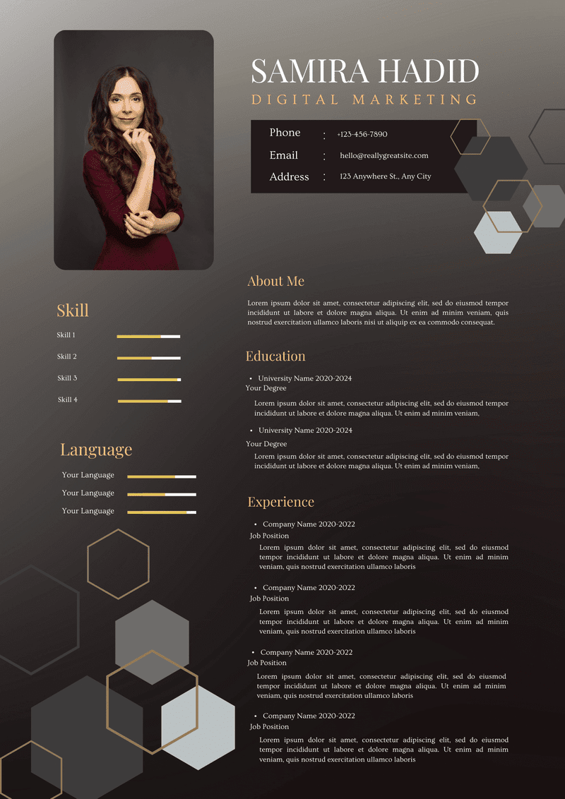 Black-Gradient-Professional-Digital-Marketing-Resume